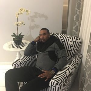 Meet your Posher, Cornelius